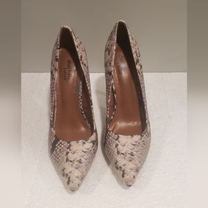 Charlotte Russe size 8 Pointy Stiletto Heels snake pattern